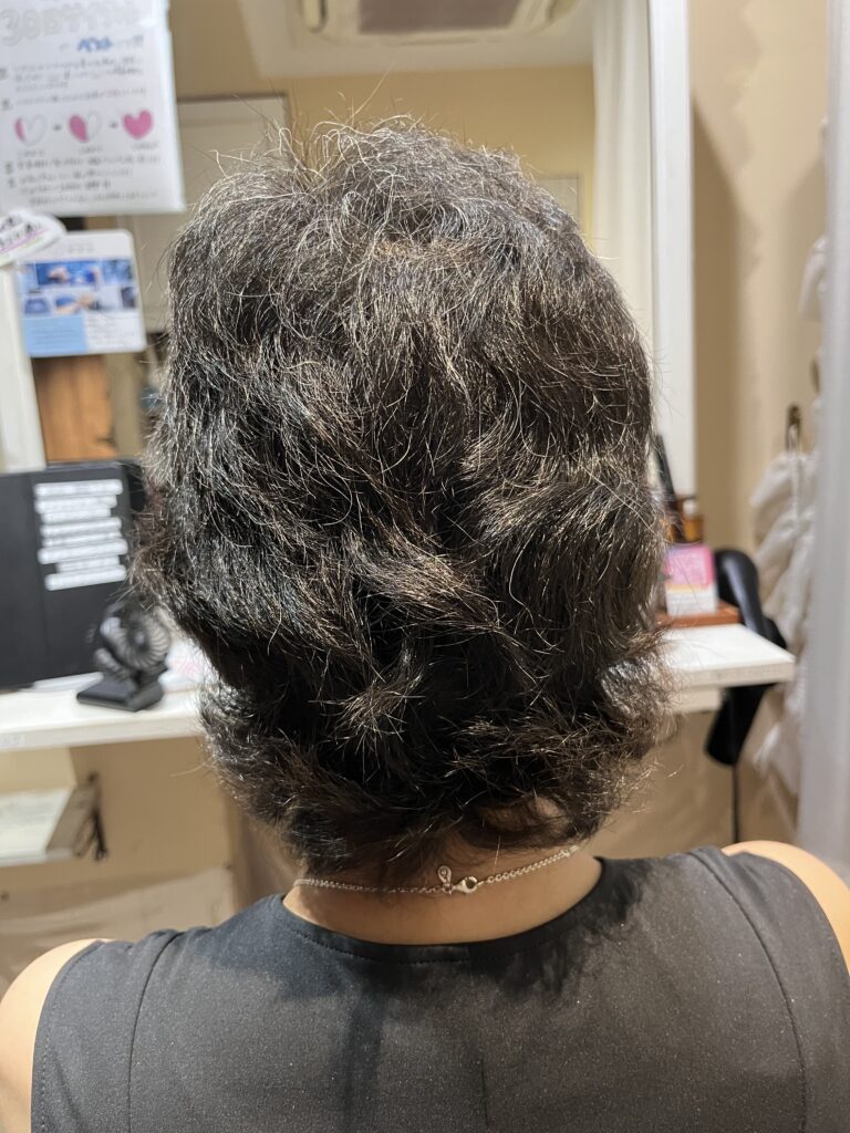 抗がん剤治療後の癖の強い髪の毛も素敵に改善☆