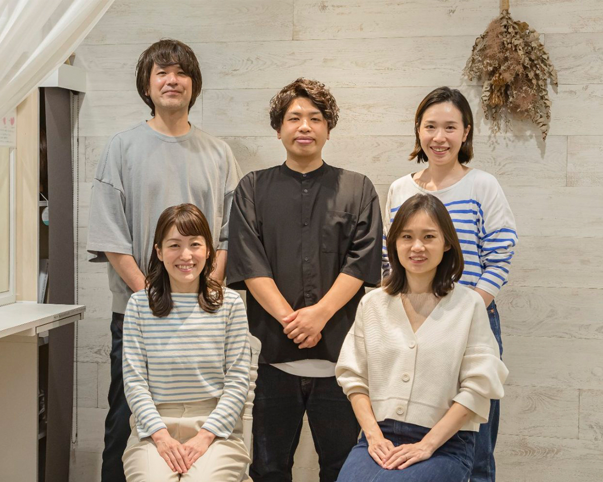 お店と店内の雰囲気
